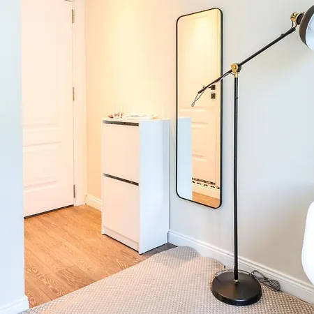 Elegant Flat 5 Min To Moda Shore Apartmán *